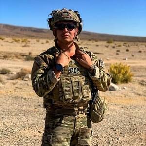 Meet your Posher, Blake